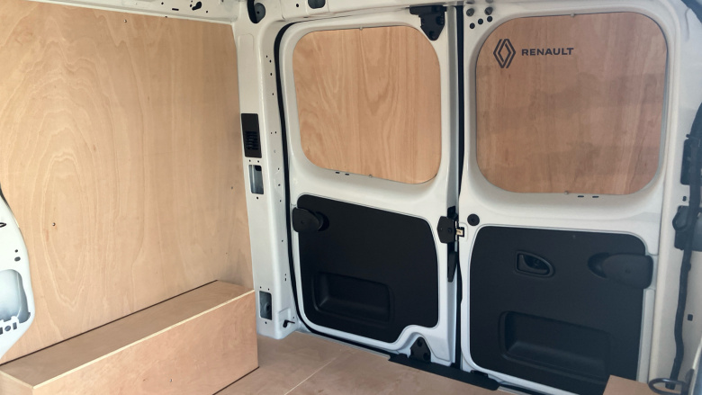 Renault Trafic Swb Diesel SL30 Blue dCi 150 Advance [Safety] Van EAG9